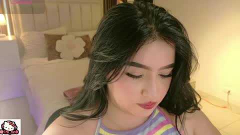 Snapshot of ninna_sweet_ chatting on April 24, 2026, 2:19 pm Nina online show from April 24, 2026, 2:19 pm