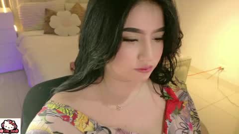Snapshot of ninna_sweet_ chatting on May 6, 2026, 12:32 pm Nina online show from May 6, 2026, 12:32 pm