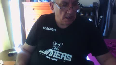 Dennis online show from October 1, 2025, 4:02 pm