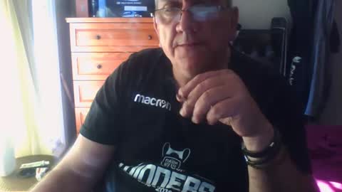 Dennis online show from October 2, 2025, 2:24 pm