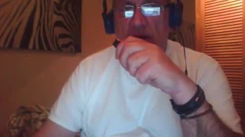 Dennis online show from February 1, 2026, 11:36 pm