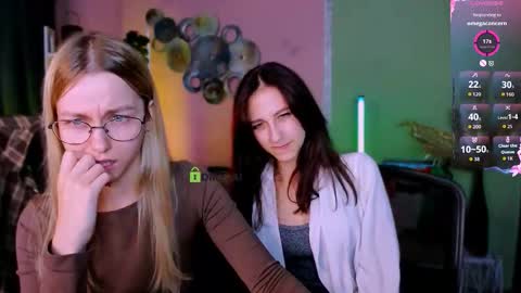 Snapshot of niri_vex chatting on September 15, 2025, 11:16 pm niri_vex online show from September 15, 2025, 11:16 pm