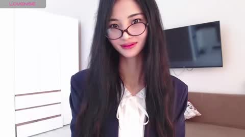 Niu online show from September 17, 2025, 6:04 am