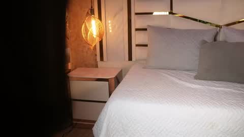 Nixx  online show from April 19, 2026, 11:31 am