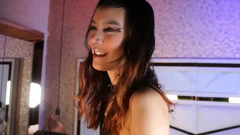 Snapshot of nix_wolf chatting on May 24, 2026, 12:10 pm Nixx online show from May 24, 2026, 12:10 pm