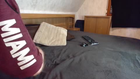 Snapshot of nixan85 chatting on November 23, 2025, 8:58 am nixan85 online show from November 23, 2025, 8:58 am