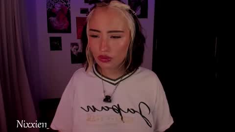 Nixxie  online show from March 7, 2026, 2:30 am