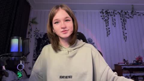 Tears Lora online show from December 12, 2024, 1:21 am