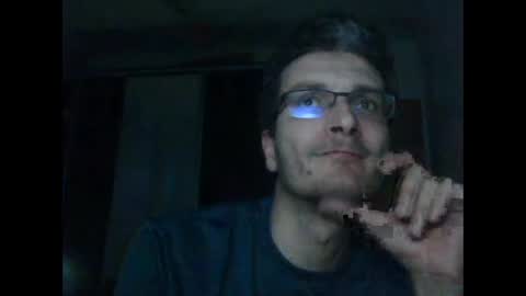 Snapshot of nmcandeias chatting on April 25, 2026, 12:02 am Nuno online show from April 25, 2026, 12:02 am