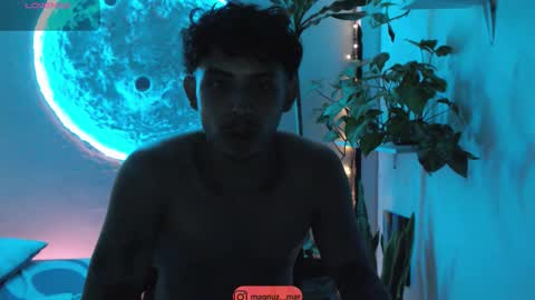 Snapshot of no_face_69 chatting on November 27, 2025, 1:18 am x online show from November 27, 2025, 1:18 am