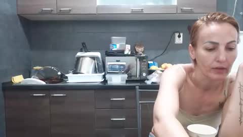 Snapshot of no_limit_couple3 chatting on November 10, 2025, 6:45 am no_limit_couple3 online show from November 10, 2025, 6:45 am