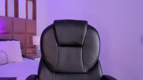 Snapshot of noadream chatting on October 6, 2025, 3:53 pm NoaDream online show from October 6, 2025, 3:53 pm