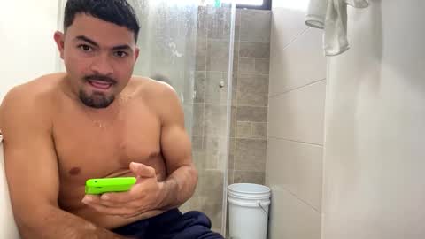 noah_3050 online show from October 31, 2025, 2:51 pm