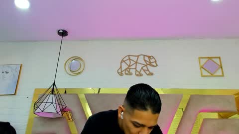 Zoe  online show from March 13, 2026, 12:23 pm