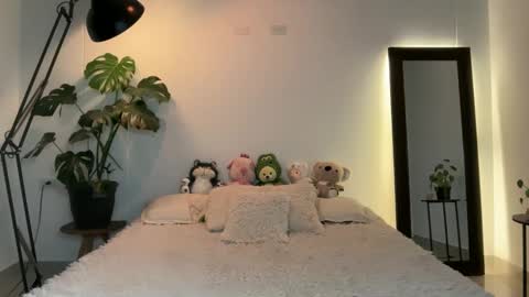 noah_and_steven online show from May 9, 2026, 8:14 pm