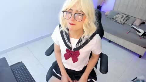 Anna Cherry online show from November 20, 2025, 5:40 am