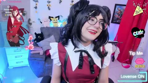 Anna Cherry online show from April 5, 2026, 5:04 am