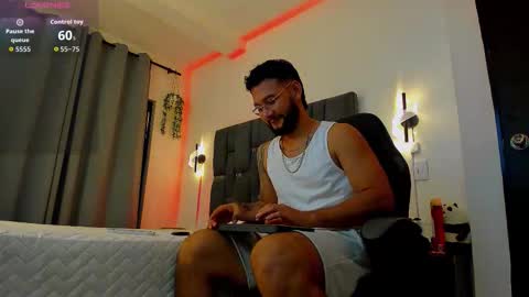 Snapshot of noah_corvelle chatting on November 30, 2025, 2:48 am NOAH online show from November 30, 2025, 2:48 am