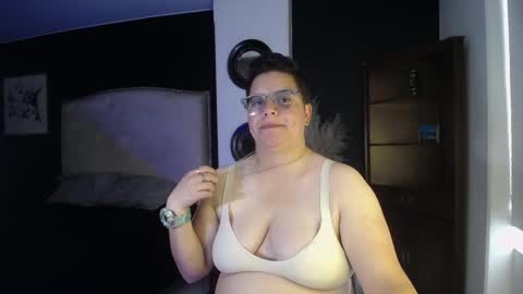 noah_dan online show from March 11, 2025, 5:35 pm