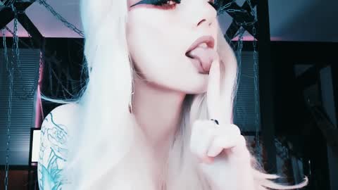 REAL name LiaDM are always open online show from December 24, 2024, 6:06 pm