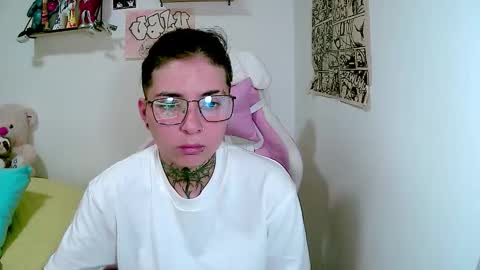 Snapshot of noah_martini chatting on March 1, 2026, 1:57 pm noah hehim online show from March 1, 2026, 1:57 pm