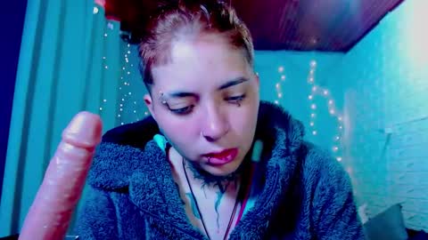 noah hehim    online show from March 28, 2026, 1:22 pm