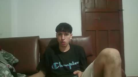 Snapshot of noah_mod chatting on May 17, 2026, 12:52 am noah_mod online show from May 17, 2026, 12:52 am