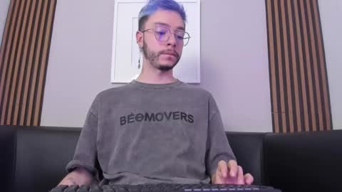    online show from January 22, 2025, 12:27 pm