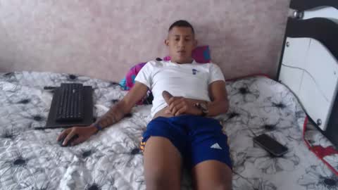 Snapshot of noah_roberts_ chatting on January 24, 2025, 1:03 pm Noah online show from January 24, 2025, 1:03 pm