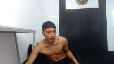 Snapshot of noah_smith07 chatting on March 2, 2026, 1:40 pm online show from March 2, 2026, 1:40 pm