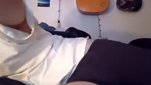 Noah Wesley online show from December 4, 2024, 12:14 pm