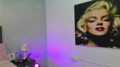 Snapshot of noahfox_12 chatting on February 19, 2025, 3:27 pm Noah fox online show from February 19, 2025, 3:27 pm