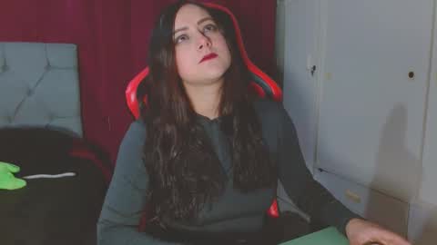 Noamartin online show from October 9, 2025, 1:25 am