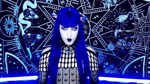 caroline online show from December 21, 2025, 1:13 am