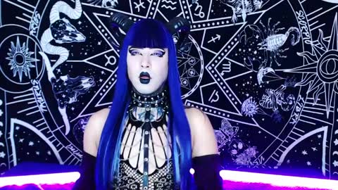 caroline online show from April 1, 2026, 12:55 am