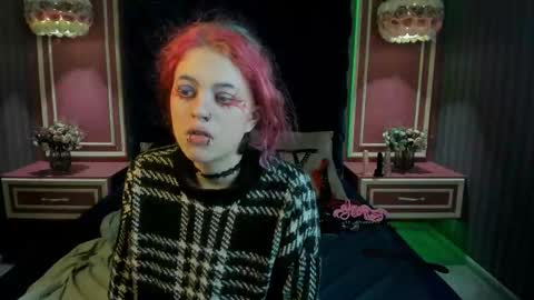 Elly online show from October 26, 2025, 10:25 pm