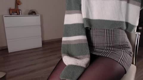 Snapshot of noelleneptune chatting on December 1, 2024, 8:09 pm noelleneptune online show from December 1, 2024, 8:09 pm