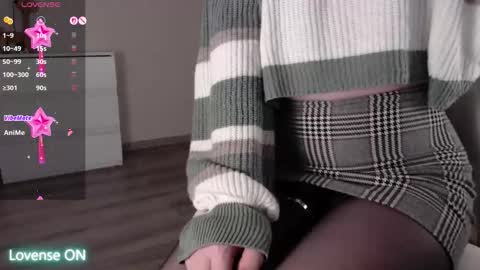 Snapshot of noelleneptune chatting on February 13, 2026, 12:01 pm noelleneptune online show from February 13, 2026, 12:01 pm