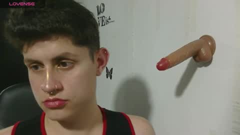 noha_07 online show from September 20, 2025, 7:04 pm