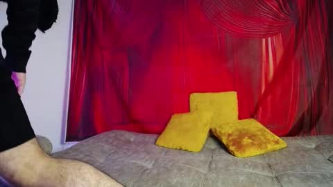 Snapshot of noha_and_iam1 chatting on January 18, 2026, 11:47 am noha_and_iam1 online show from January 18, 2026, 11:47 am