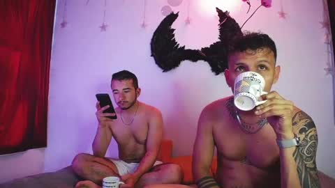 noha_and_iam1 online show from April 14, 2026, 12:22 pm