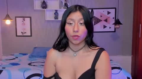  Nohemi   online show from February 18, 2025, 12:26 am