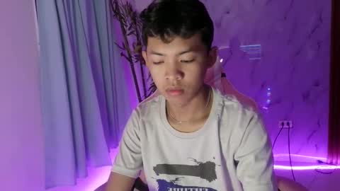 Snapshot of noi_maco chatting on April 12, 2026, 3:44 am noi_maco online show from April 12, 2026, 3:44 am