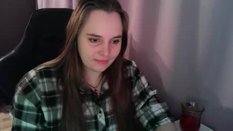 noir_ember_ online show from October 11, 2025, 11:09 am