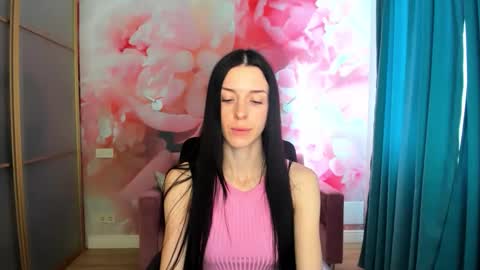 NoirDiva online show from April 14, 2026, 6:30 am