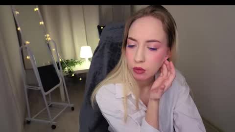 Snapshot of noirnymphh chatting on February 20, 2026, 10:32 pm Isabelle online show from February 20, 2026, 10:32 pm