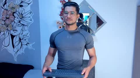 Im Nolan  online show from May 21, 2026, 1:45 am