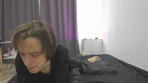 nolan_sagee online show from June 7, 2026, 8:40 am