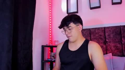 Nolan  online show from November 4, 2025, 8:52 pm