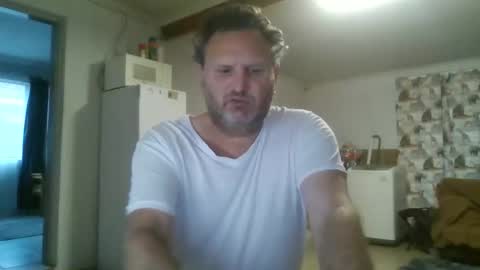 Nollie online show from May 6, 2026, 5:03 am